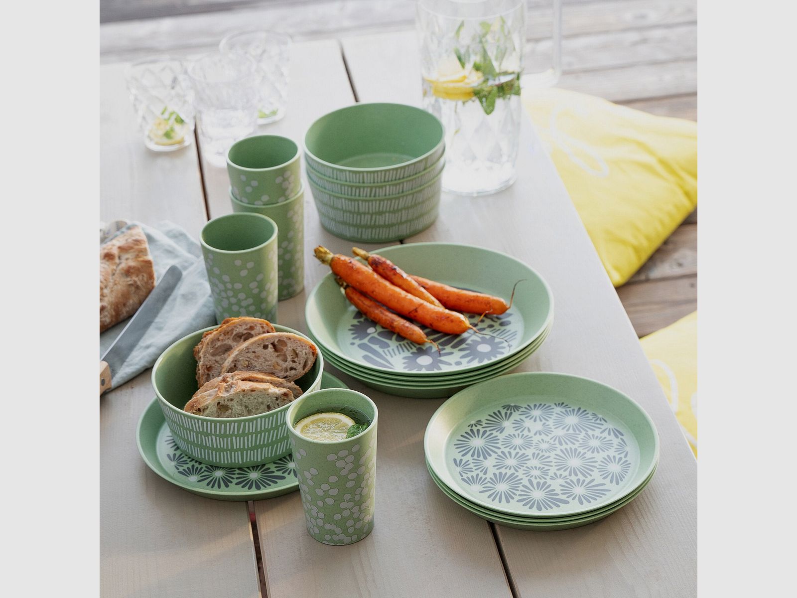 Set di piatti Blomster Natura 16 pezzi verde, immagine 2 di 4