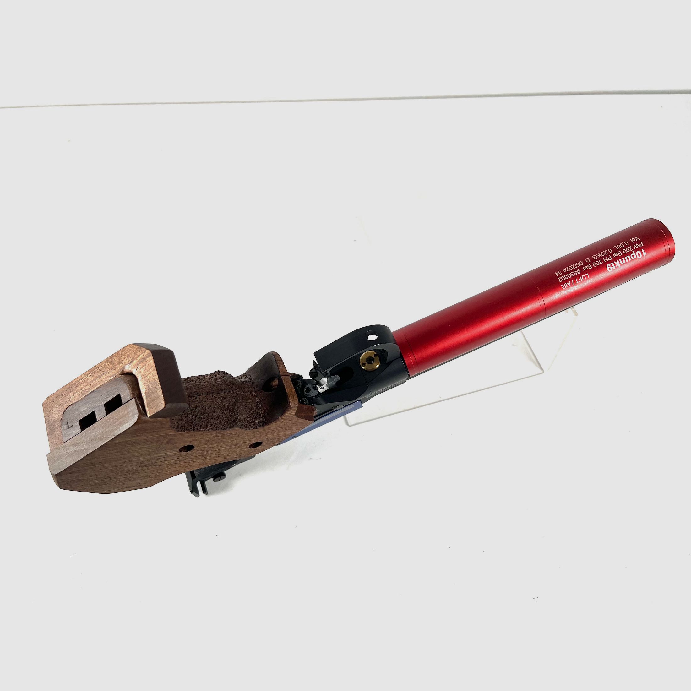 Match-pistolet pneumatyczny Feinwerkbau P34 w bardzo dobrym stanie.