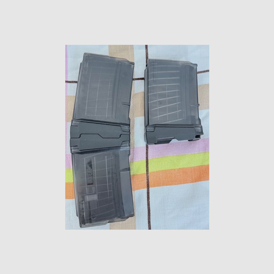 Cross Mag caricatore AR15 accoppiato a terra per cartucce calibro .223 remington per piattaforme AR15 come Heckler & Koch MR223, Schmeisser, Haenel CR223 ecc.