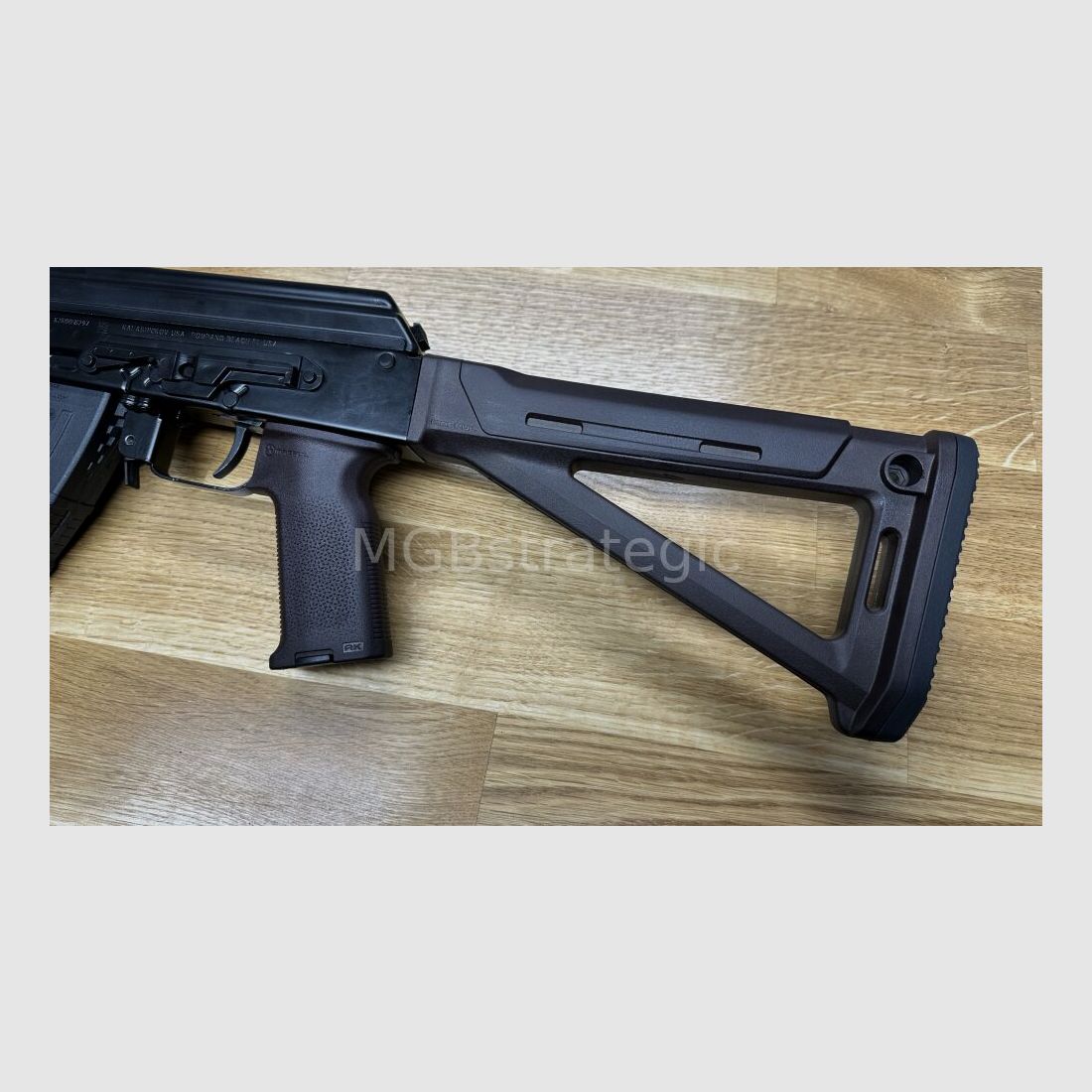 Kalashnikov USA KR103 met vaste kolf 7,62x39 / Magpul PLUM Systeem AK47 AKM AK74 civiele versie AK103