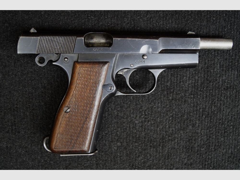 Fabrique Nationale d’Armes de Guerre	 FN High Power M1946
