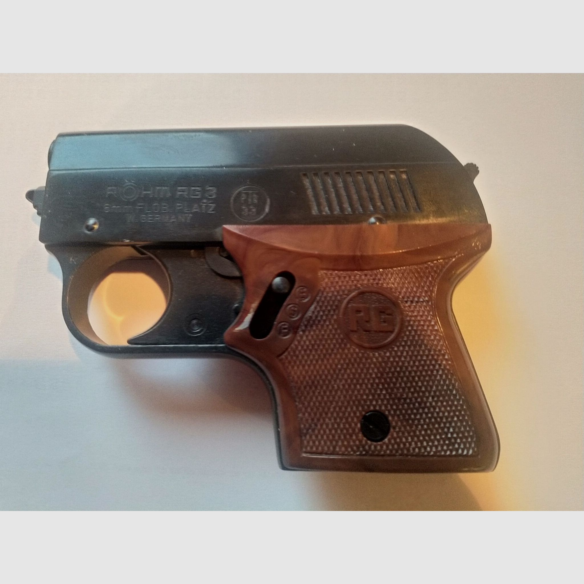 Schreckschuss- u. Gaspistole Röhm Modell RG3, 6 Schuss, Cal. 6 mm Flobert - gebraucht im guten Zustand