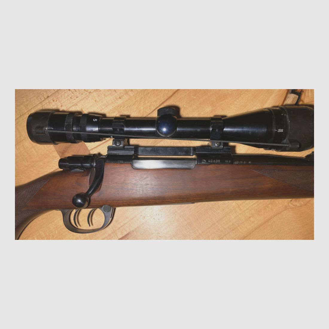 Zastava 98, Bild 4 von 10