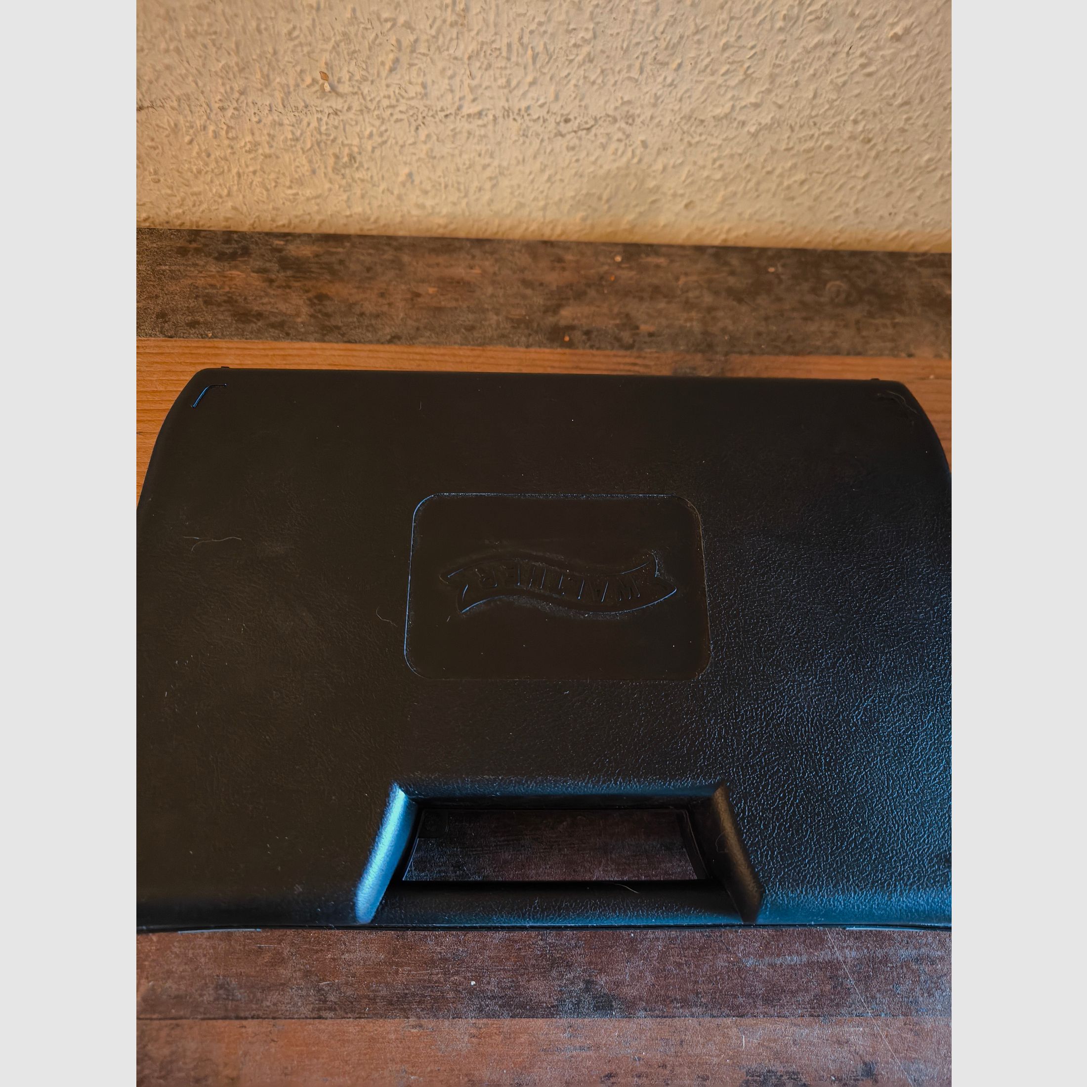 SRS-Gas/Schreckschuss Pistool Walther P88 Compact met houten gripplaten & versieringen in de houten gripplaten, Kaliber 9mmPAK, Ongeschoten, Functioneel & Optisch Topstaat, Nieuwstaat!! 