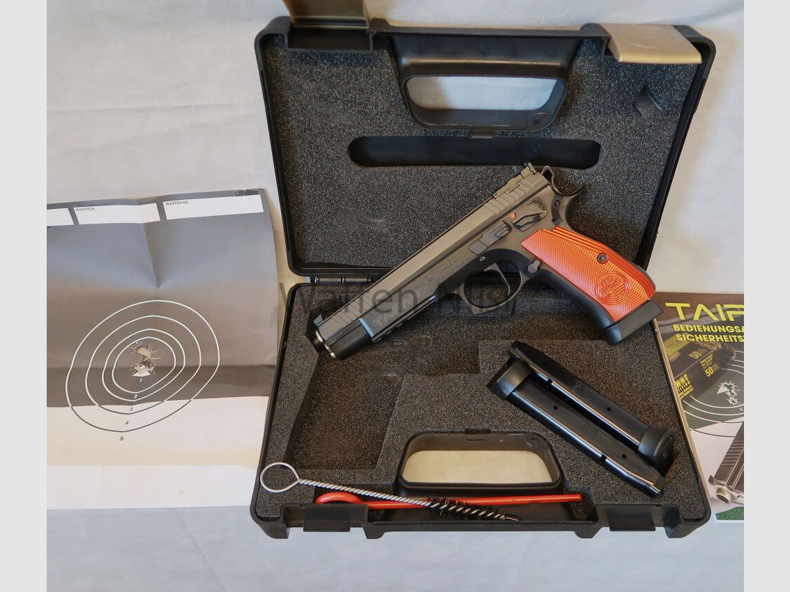 CZ TAIPAN RED