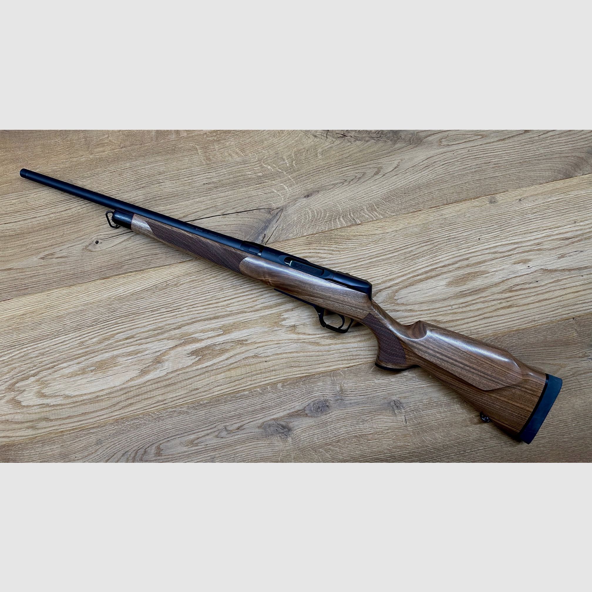 Strasser RS700 Legend / .308 Win. / LL 51 cm (gekürzt) / M14x1 / Walnussholz Schaft