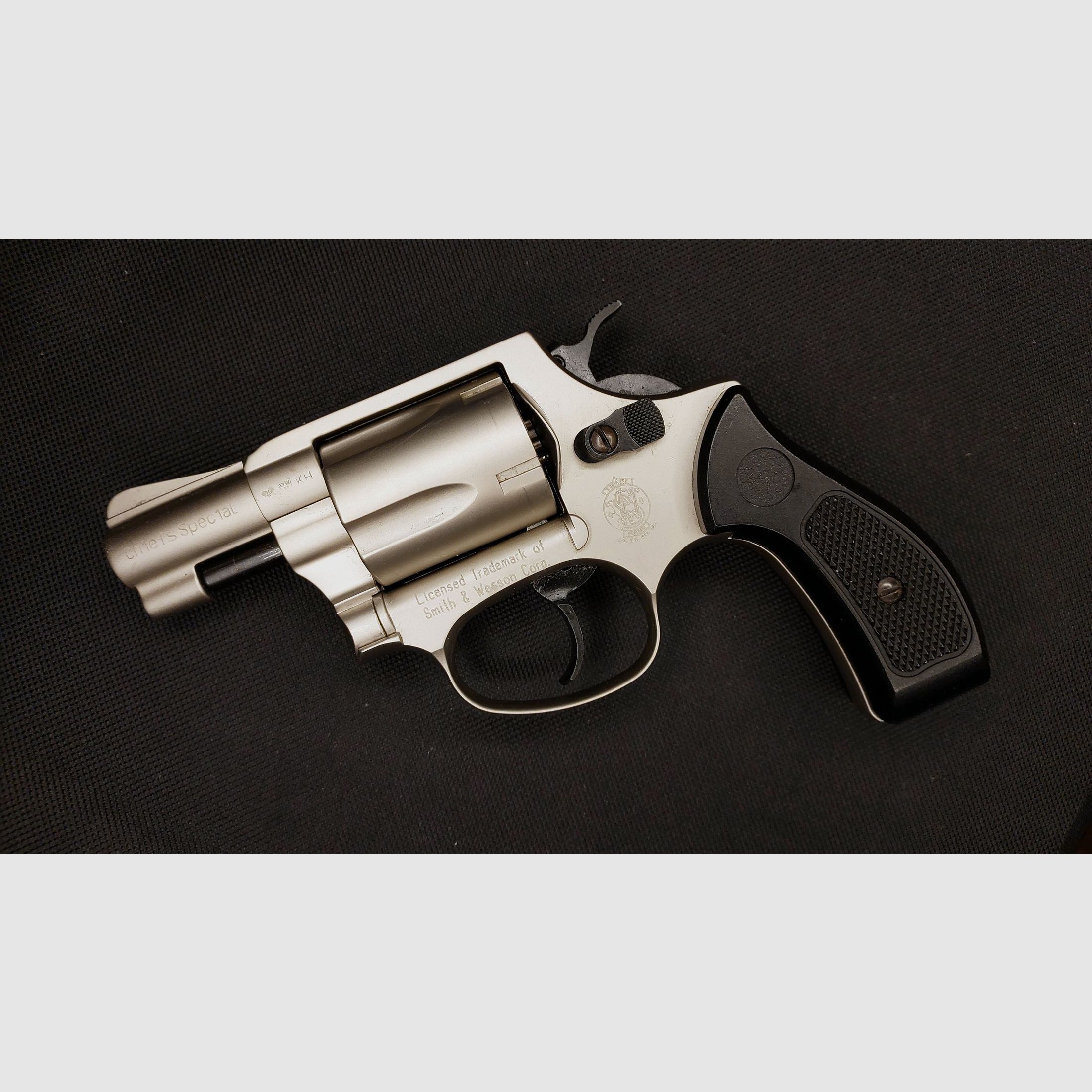 Smith & Wesson Chiefs Special Schreckschussrevolver Kal. 9mm R.K. Nickel (PTB 794)
