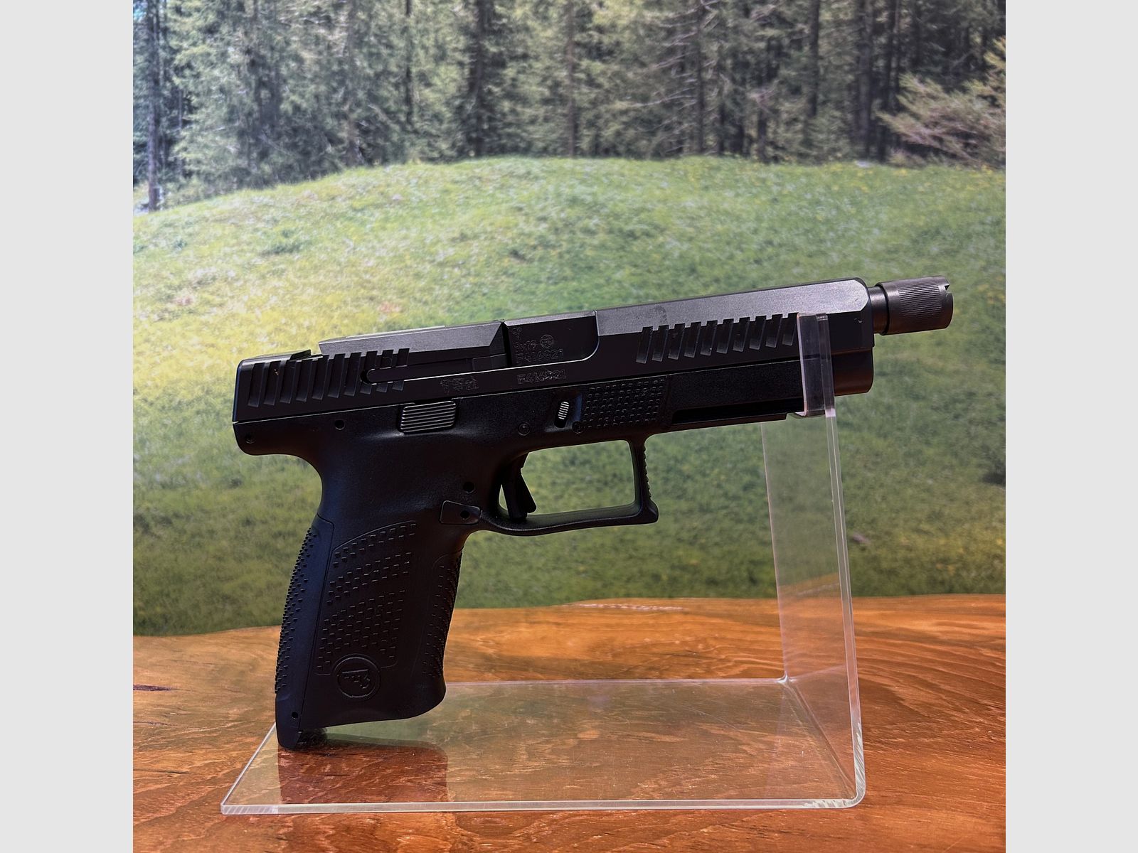 CZ P10 SC (Laufgewinde) / MEGADEAL