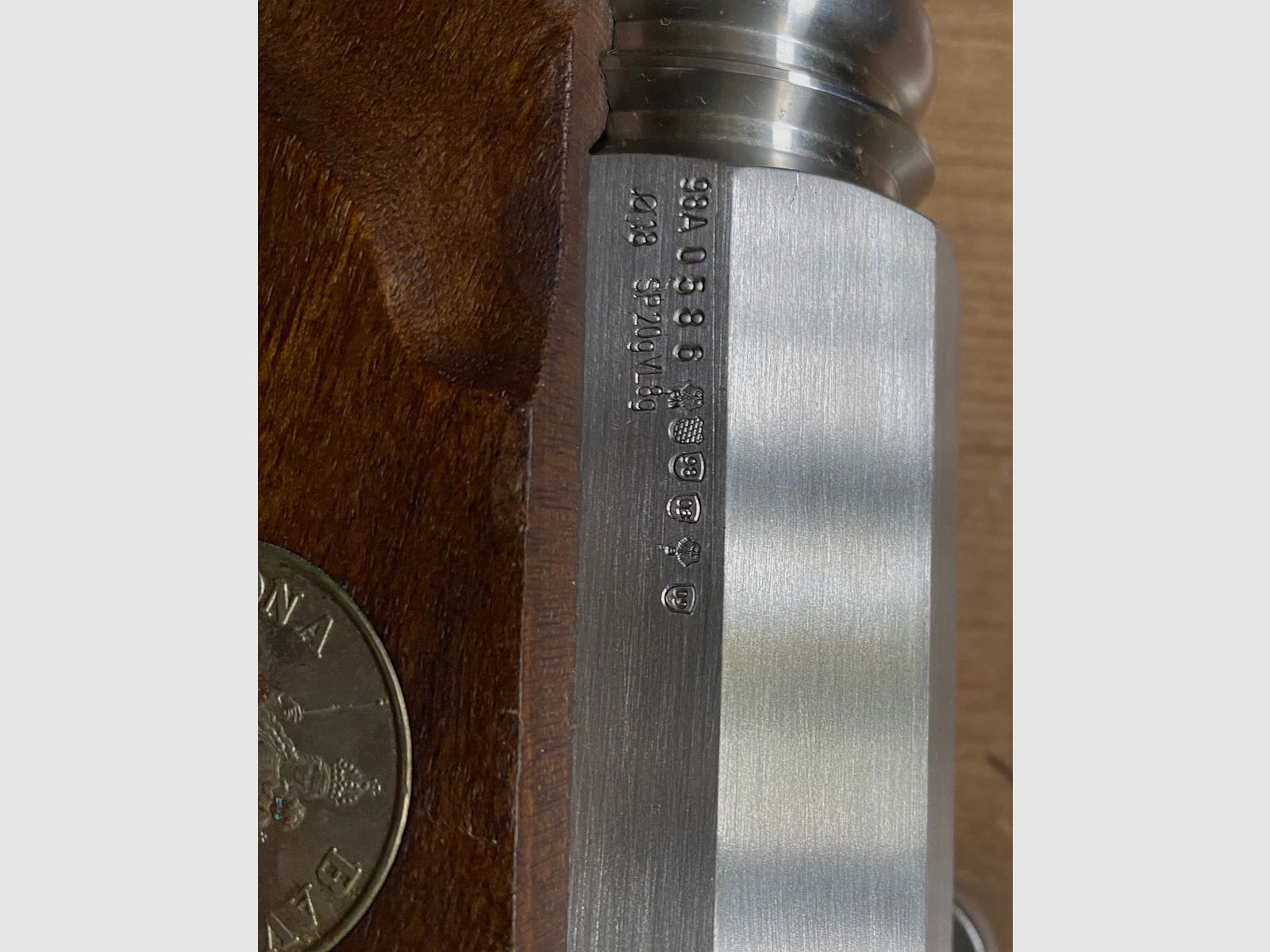 <Vendre des pétards, calibre 18,0 mm, de Hermann Schillinger