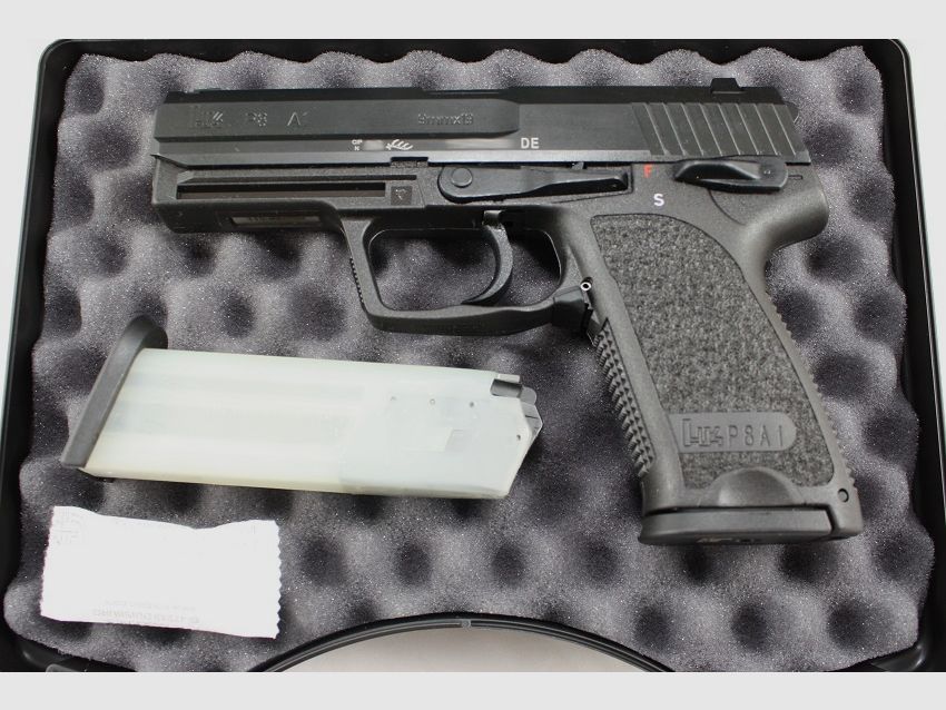 Neuwaffe, auf Lager: Heckler & Koch P8 A1 Dienstpistole der Bundeswehr 9mm Luger / 9x19 H&K HK