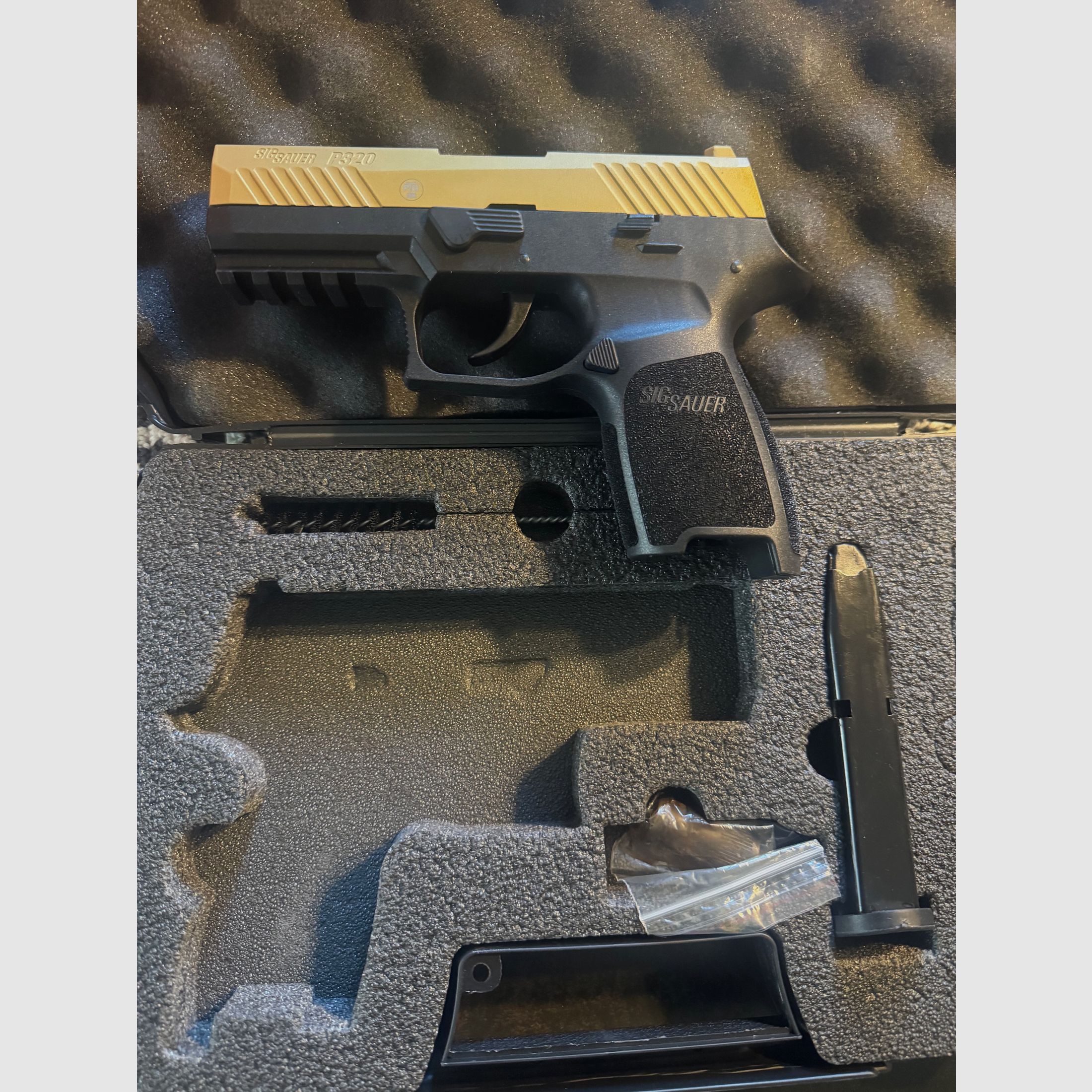 SigSauer P320 Kal. 9mm P.A.K.
