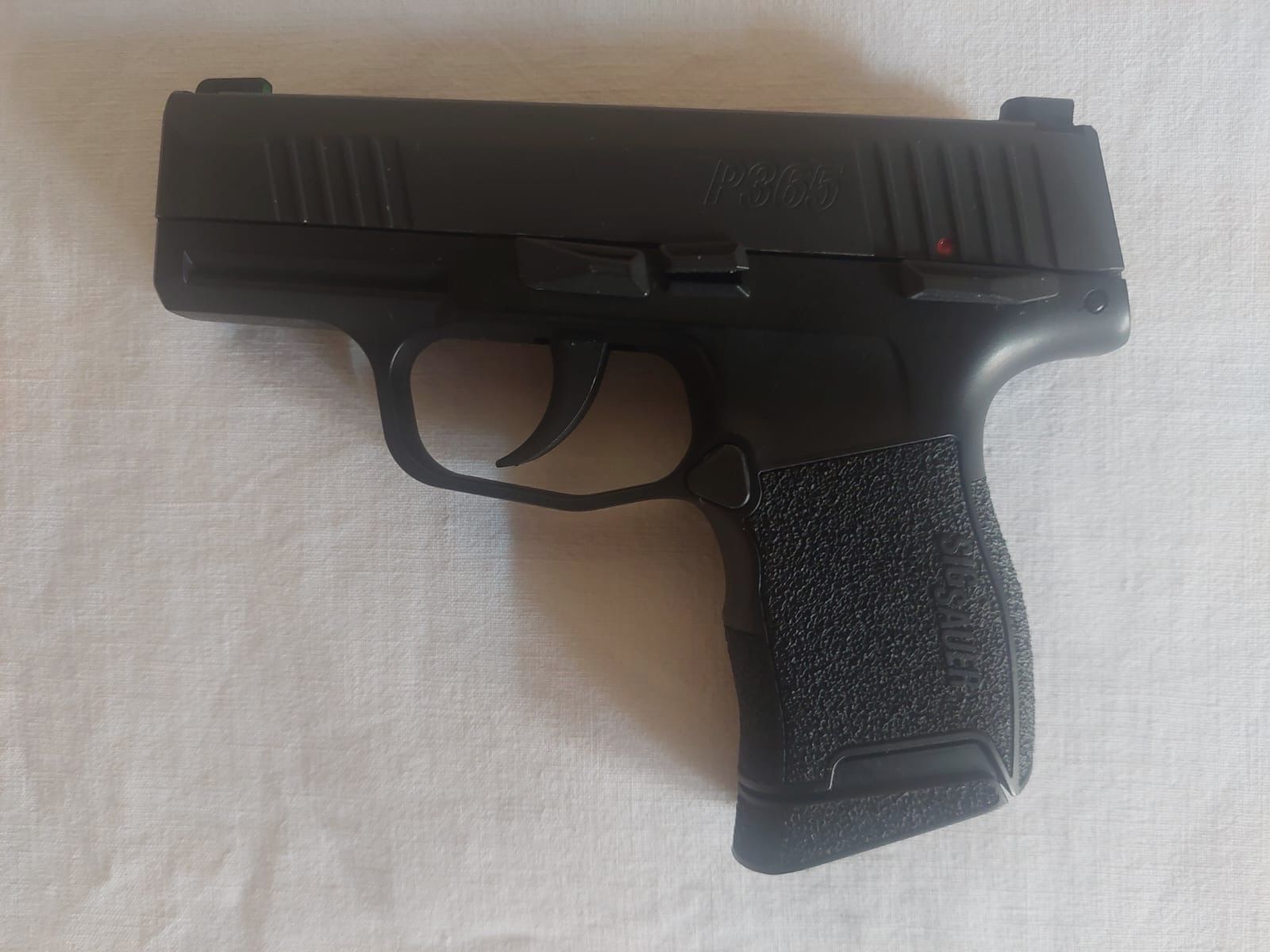 Sig Sauer P365 4,5 mm CO2  BB + Zubehör 