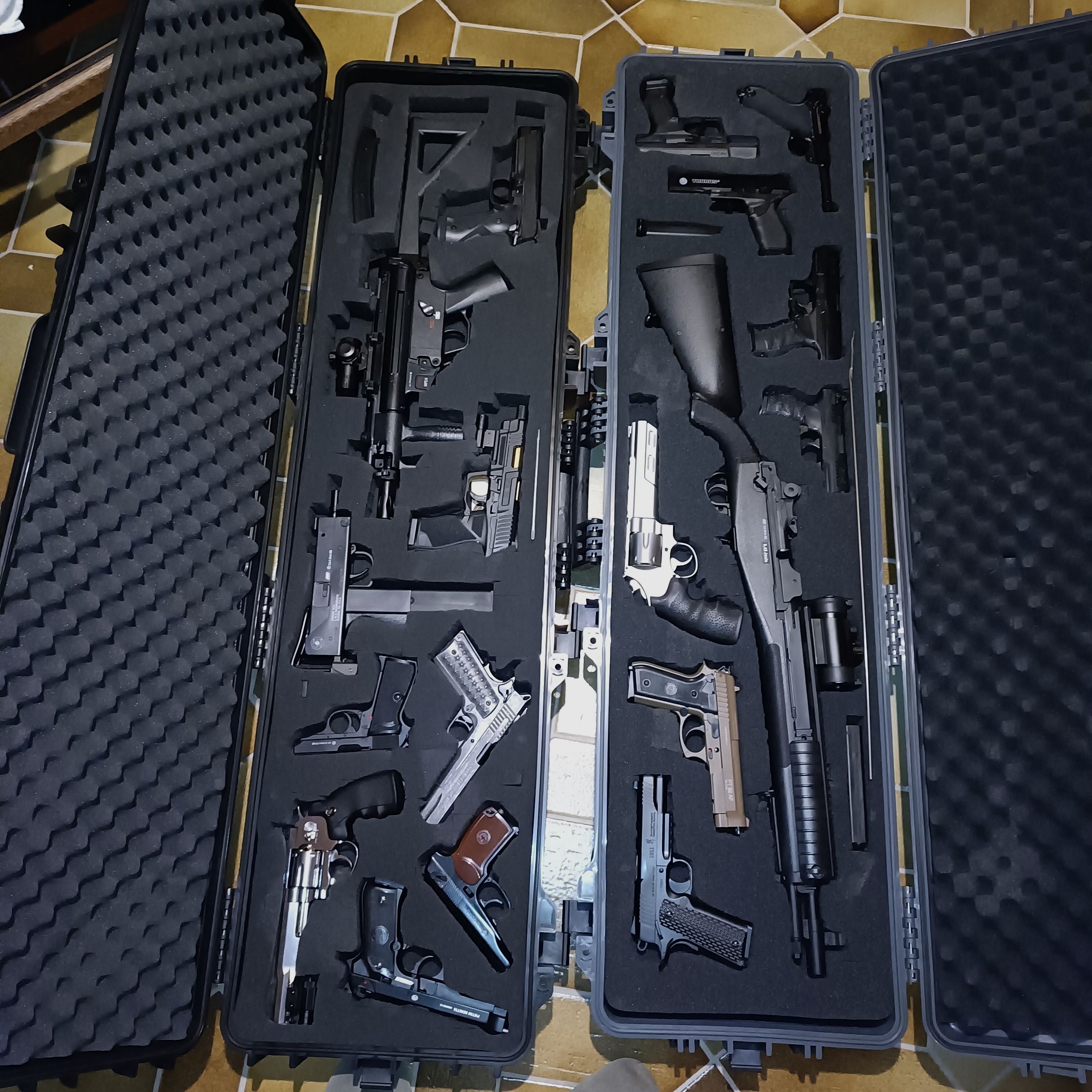 Collezione CO2 Airsoft inclusa valigetta di alta qualità, immagine 1 di 5