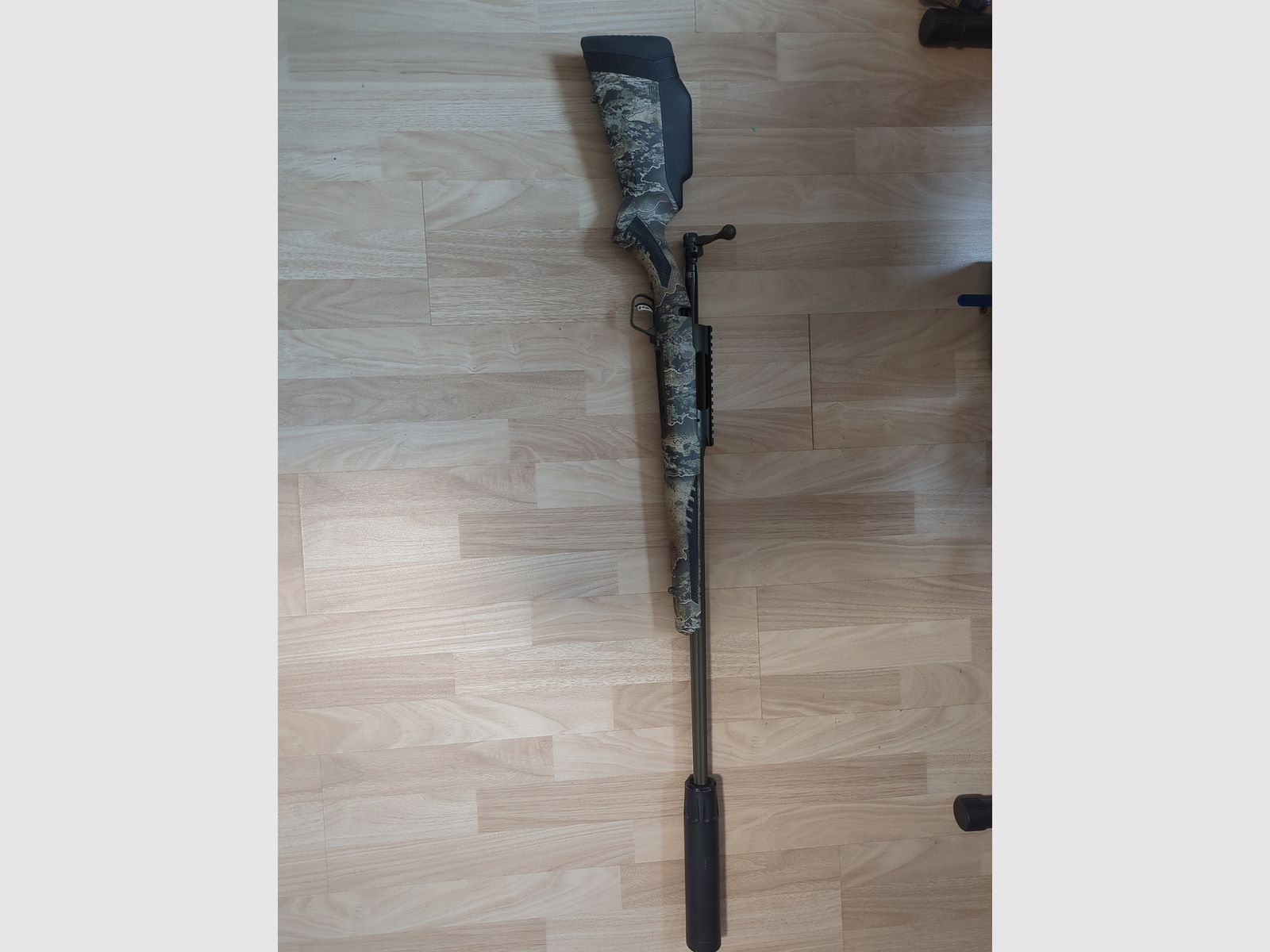 Savage 110 Timberline Cal. .308 incluant un silencieux A-Tec H2 (A-Lock)