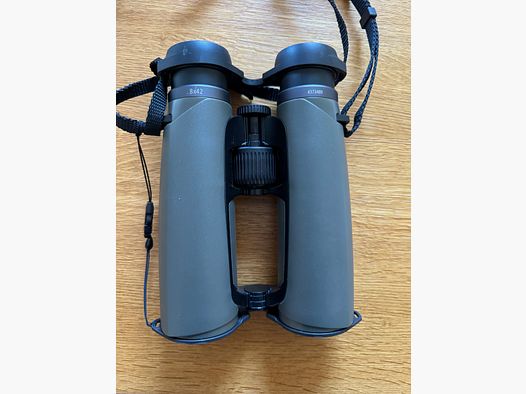 Zeiss Victory SF 8x42