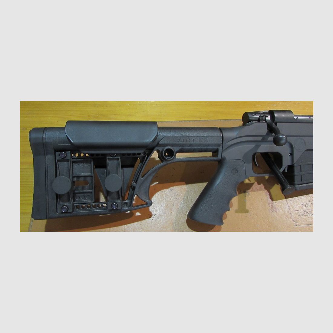 Repetierbüchse Weatherby, Chassis MDT LSS XL, Kal. .308 Win, Lauf mit Gewinde, Magazin, Bild 2 von 5