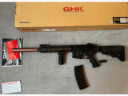 GHK Daniel Defense Mk.18 org. Colt Markings und Zubehör 