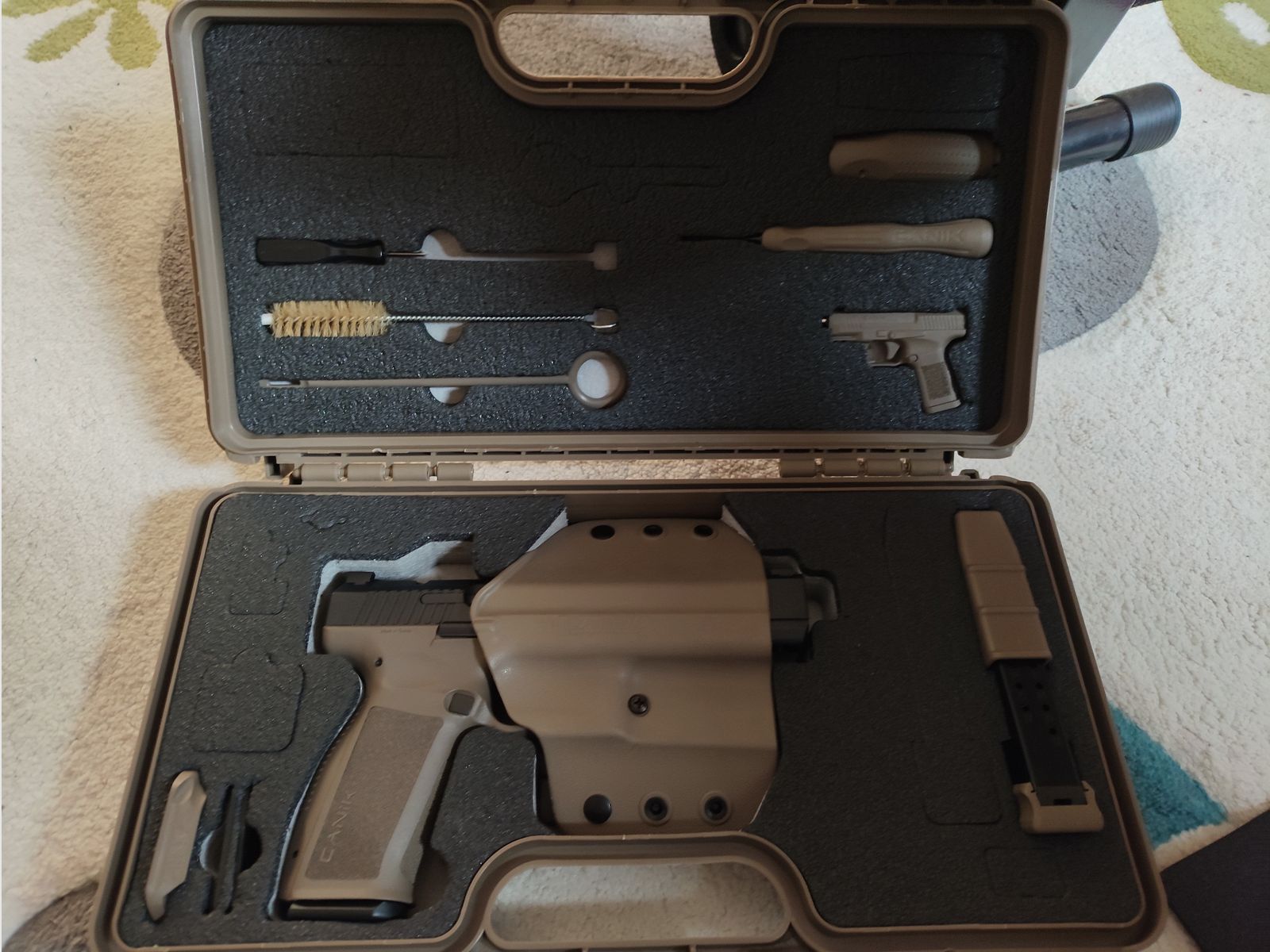 CANIK METE SFX 9mm w stanie nowym