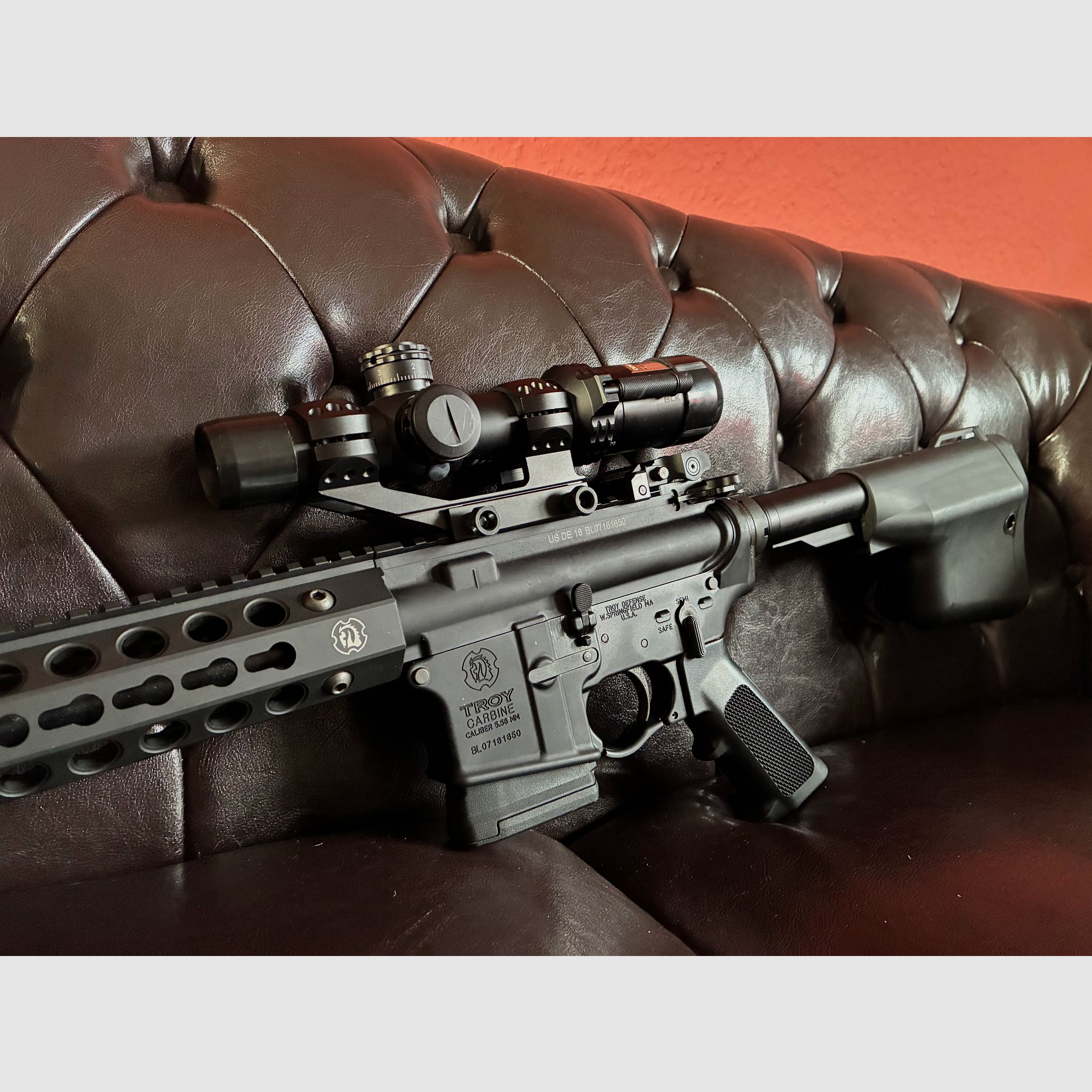 Troy Industries Carbine .223 Rem. incl. AR .300 BLK optic – minder dan 50 schoten!, afbeelding 1 van 8