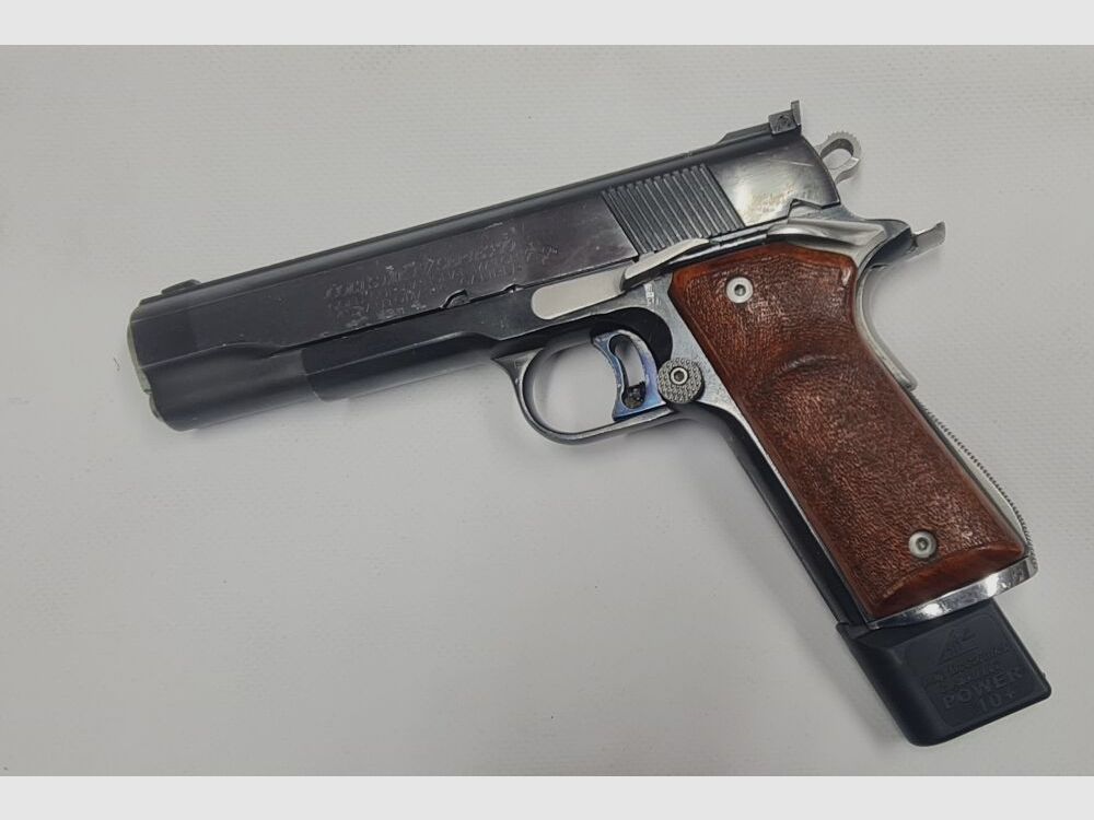 Zimna Złota Puchar Narodowy Mecz