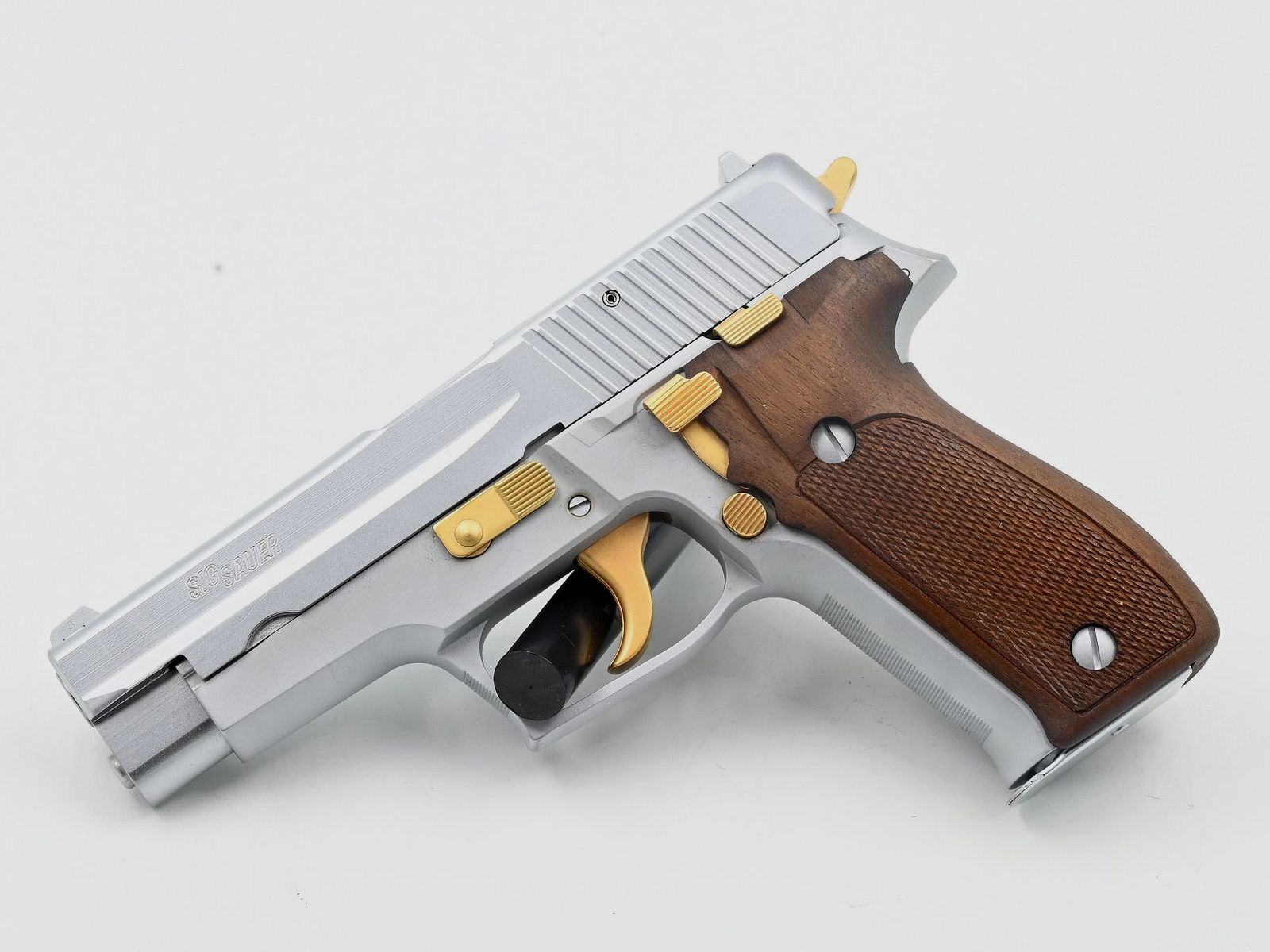 Von Bank Sammlung: 5x Pistolen SIG P210-6 / P220 / P225 / P226 / P230 im Konvolut, Bild 7 von 10