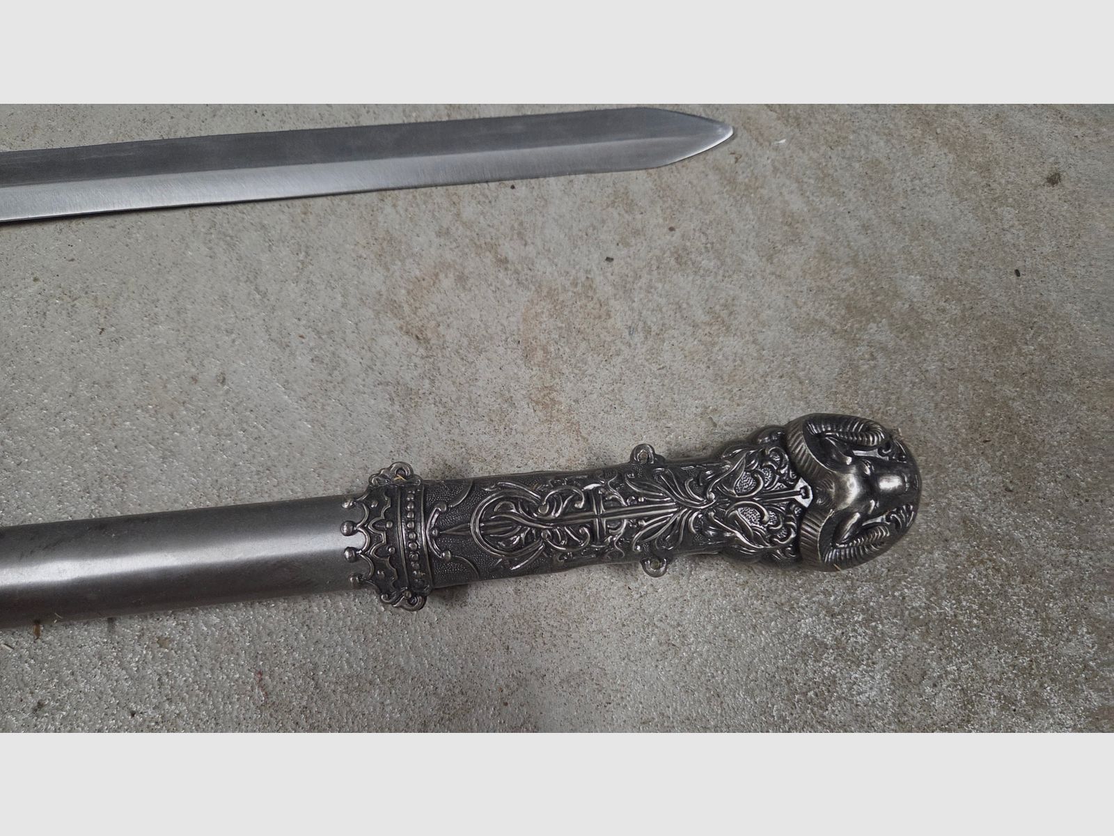 Épée cérémonielle des Templiers maçonniques