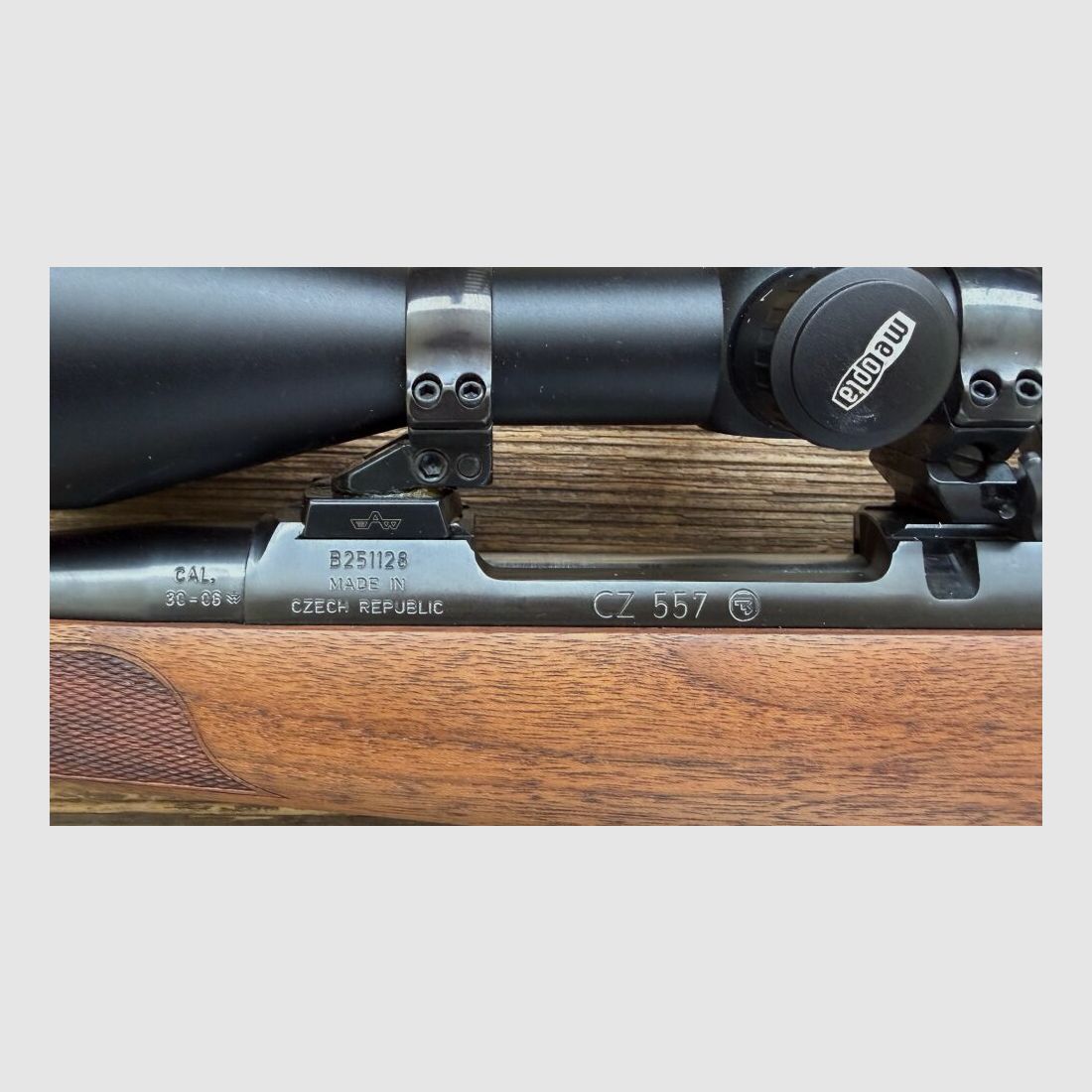 ZBROJOVKA BRNO CZ 557 Luxus mit Meopta 3 - 12x56 RD .30-06Spring