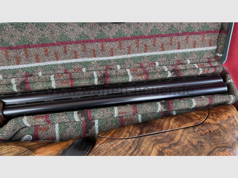 Perazzi	 MX8, Holzklasse 12
