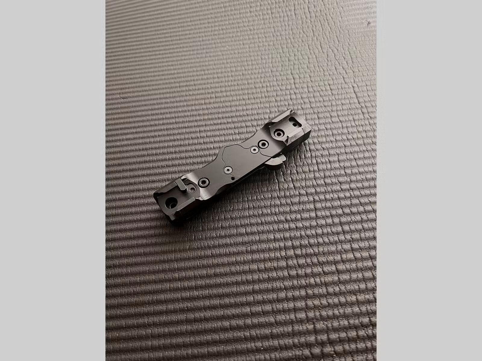 Henneberger HMS Swift Schnellspannmontage für Sauer 404 Swarovski Rail 