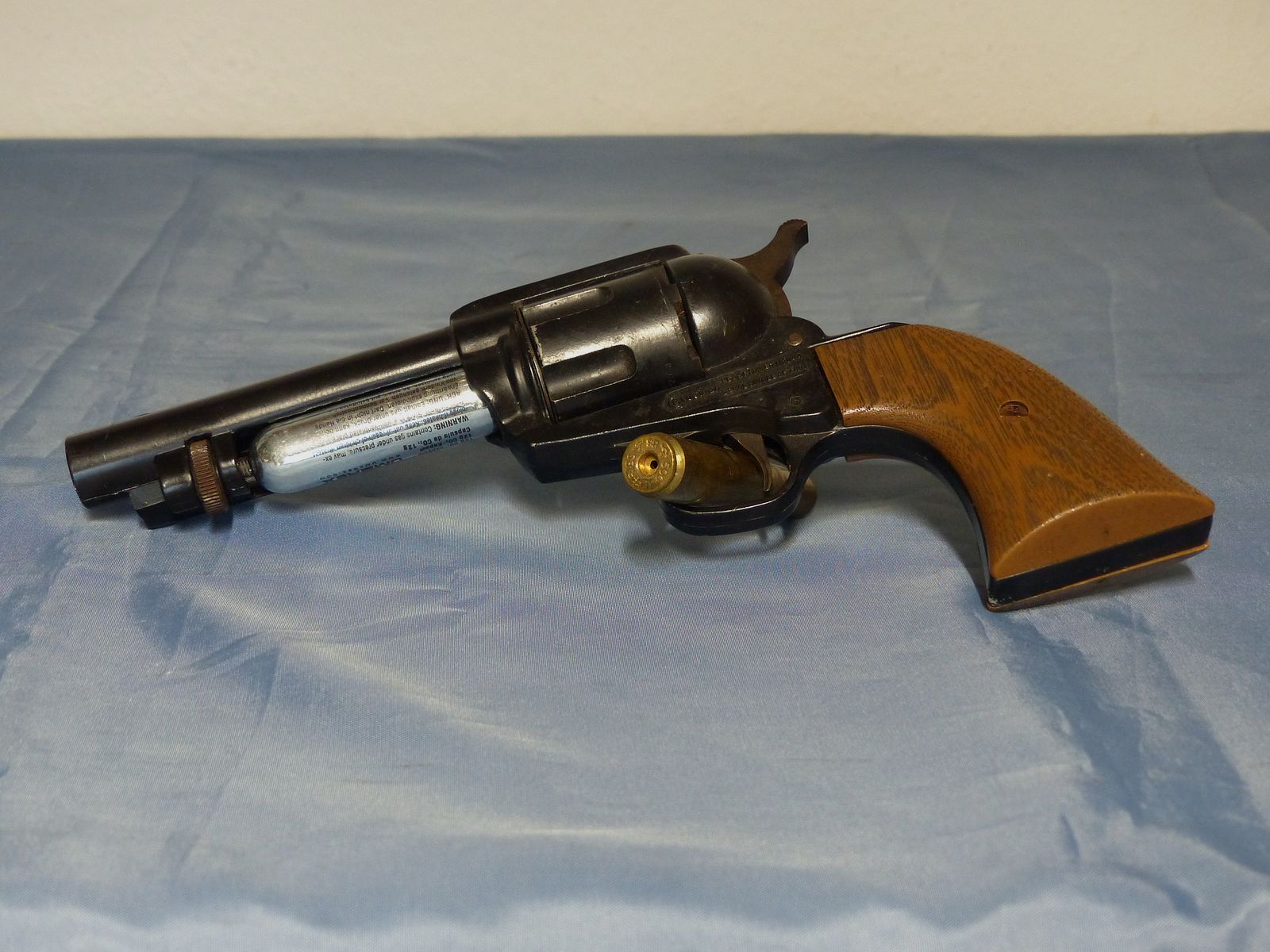 Revolver Crossman Peace Maker Mod. 44 Single Action Cal. 22 CO2 um 1975 vintage