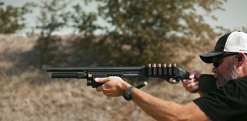 The Mossberg 590S - One of the PumpGuns par excellence