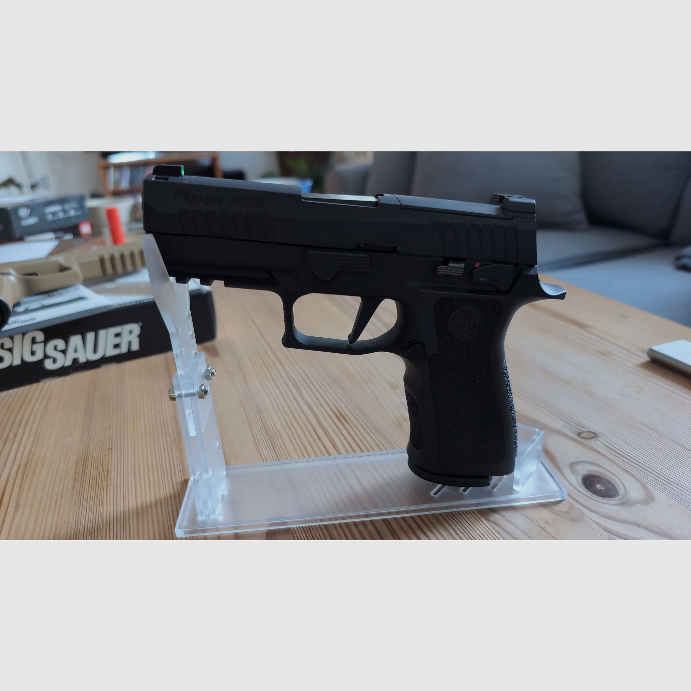 Sig Sauer P330 X-Carry