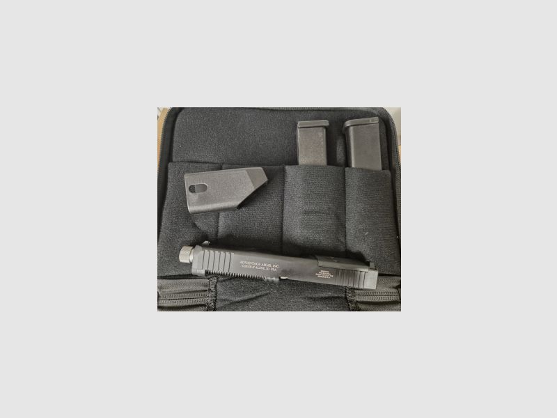 Sistema di cambio Advantage Arms .22lr Glock 17/22 Gen 5 con filettatura