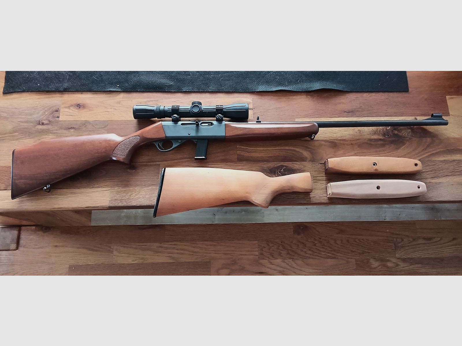 Anschütz 520/61 zelfladende geweer, halfautomatisch KK .22lr