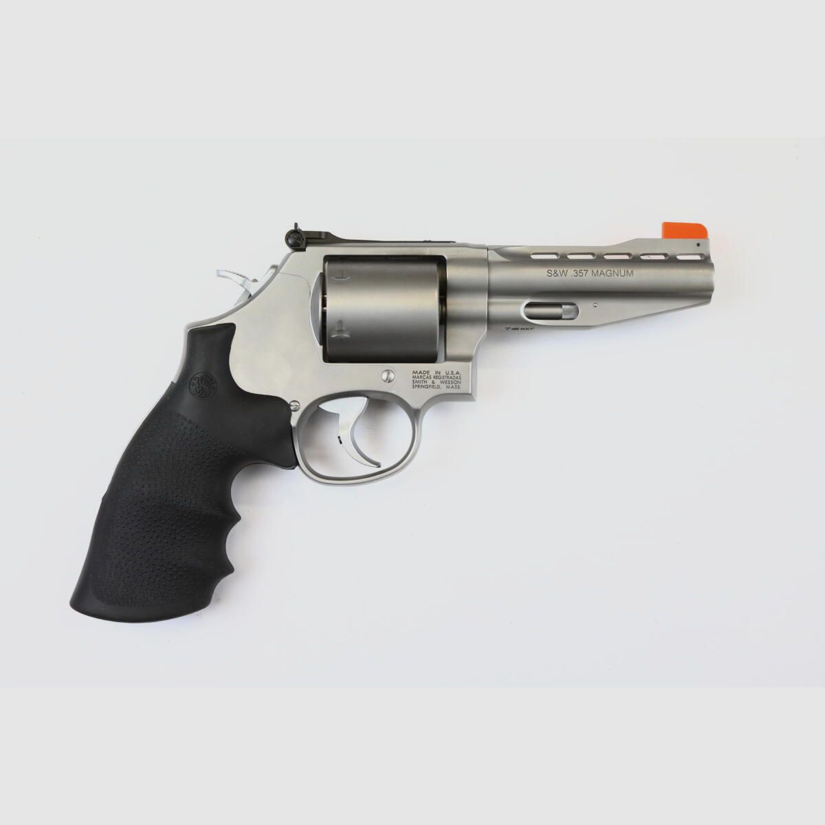 Smith & Wesson 686 Plus Performance Center 4", image 2 sur 6