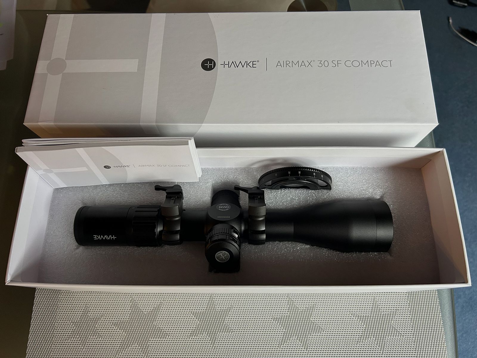 Hawke Airmax 30 SF Compact 4–16×44 AMX IR + Sidewheel + 30-mm quick-release mount + OVP