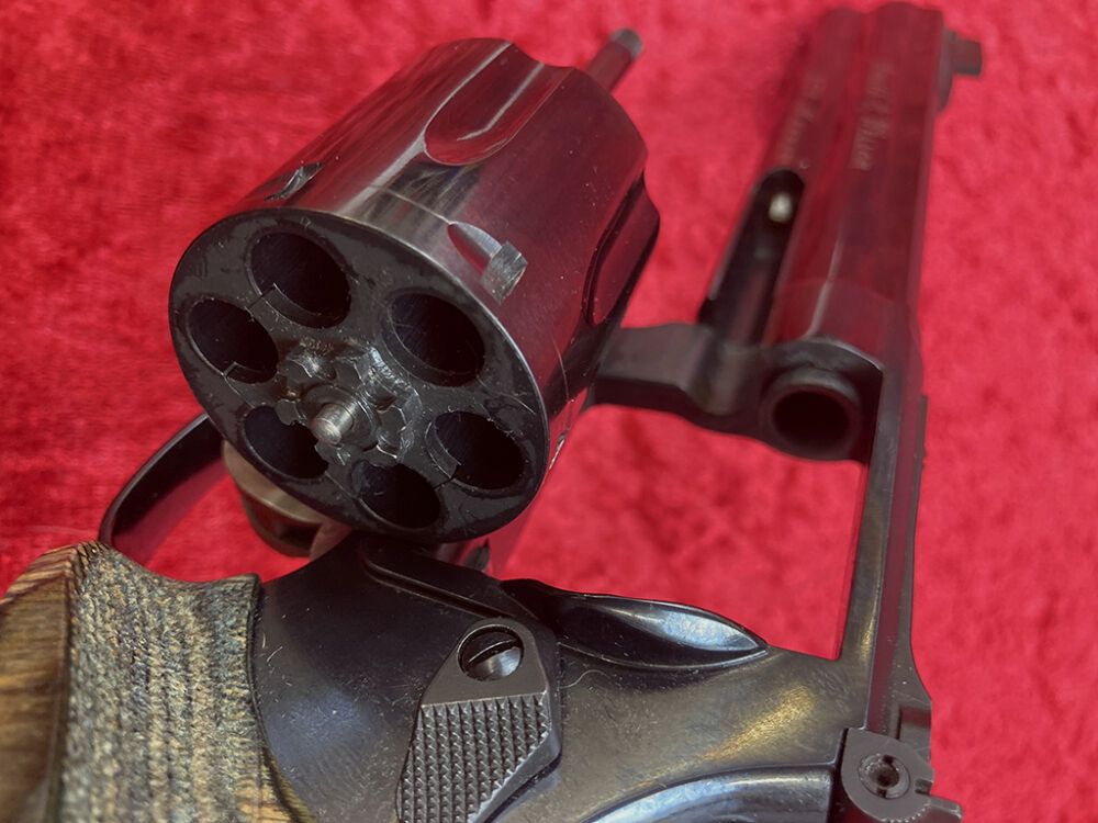 Smith & Wesson 586-5 Target Champion