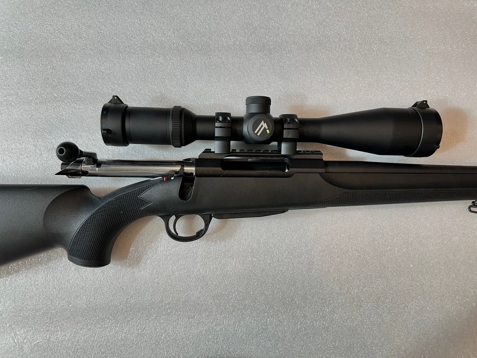 Hunting repeating rifle | Revo Arms Hunter .308 Win. with Alpen Optics Apex XP 2.5–15x50 BDC