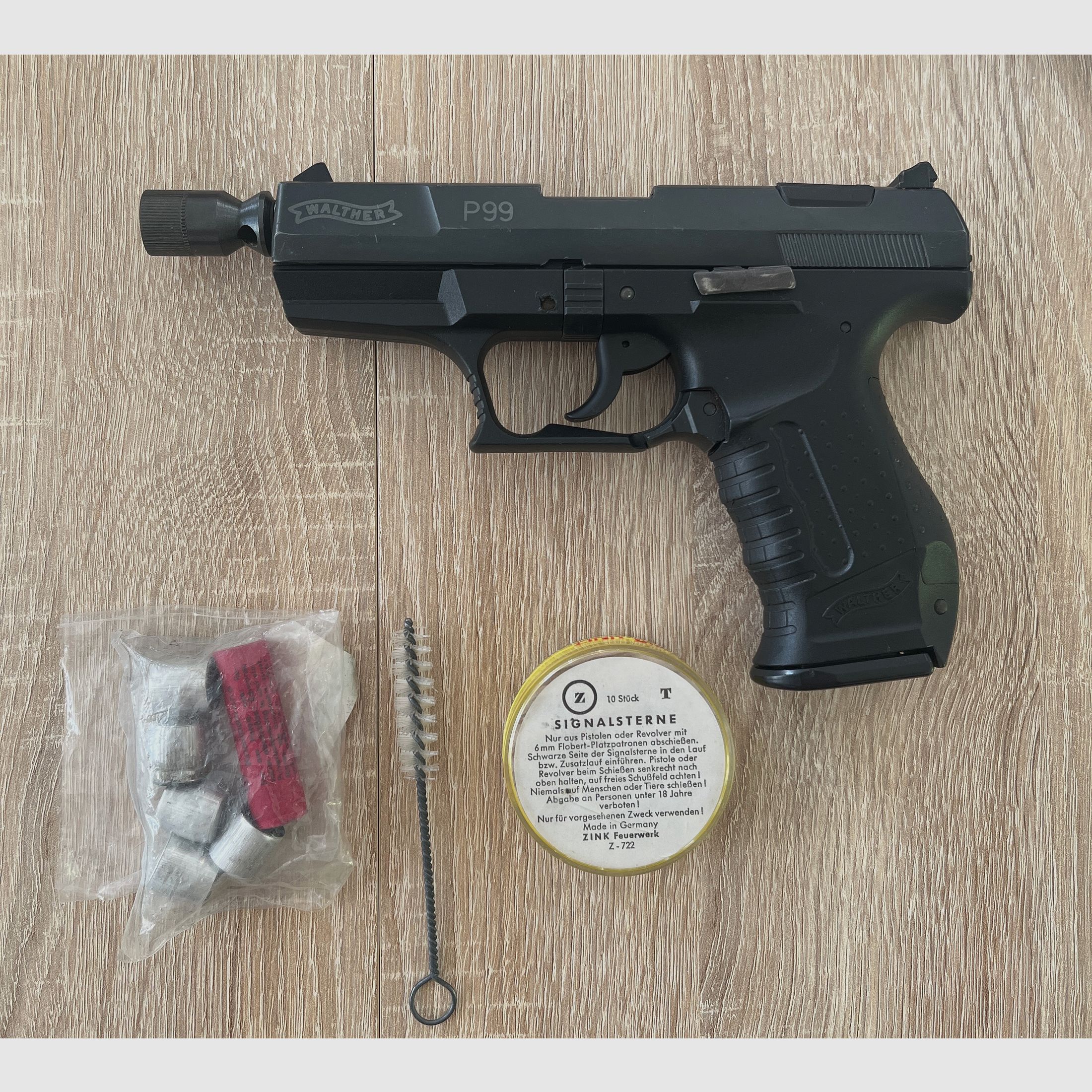 Walther P99 - 9mm P.A.K. - pistola de fogueo