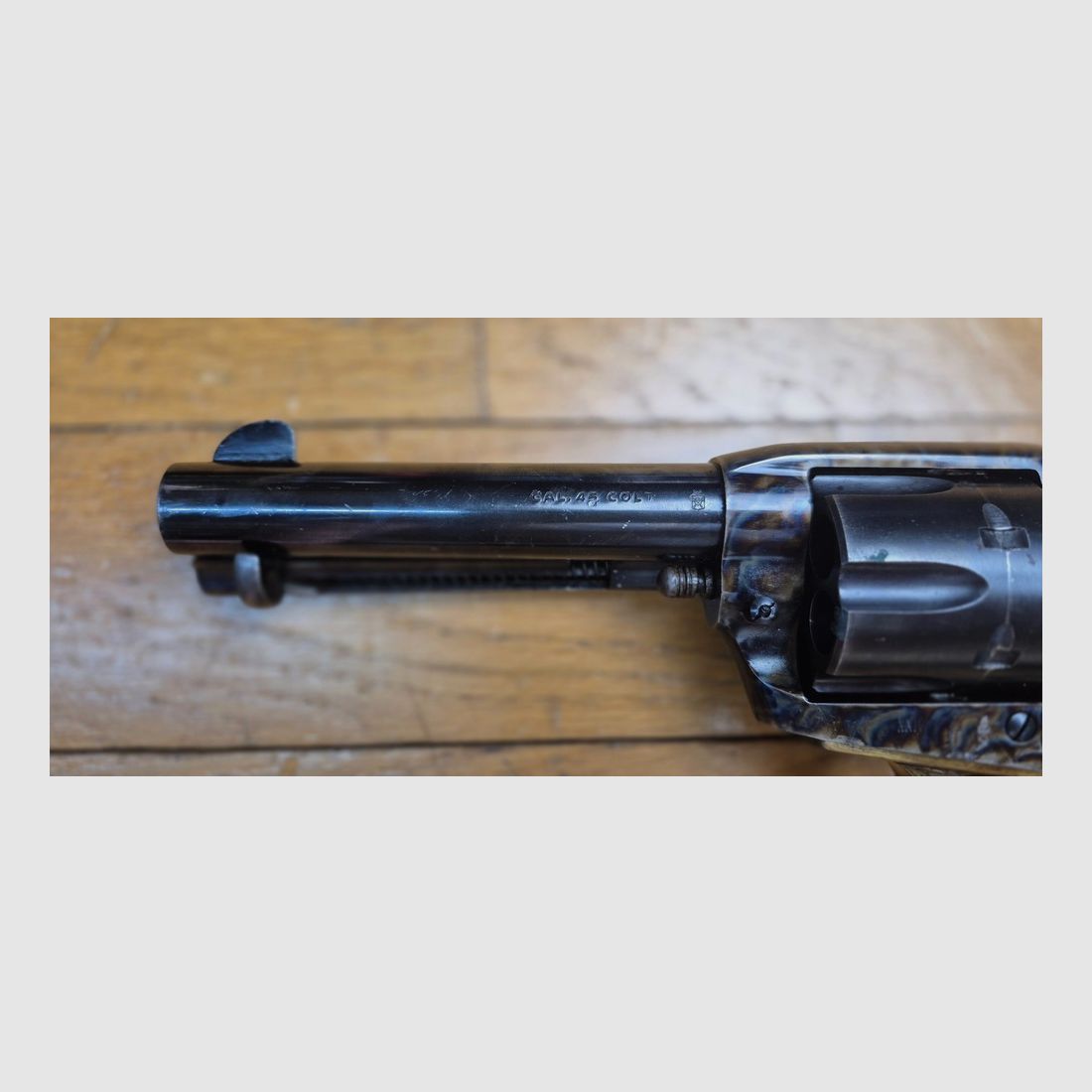 Bon et beau revolver Armi Jäger type Colt SAA 1873 — Cal .45 Long Colt / .45LC — Arme de 1968 (!) — Très belle fabrication notamment en bois — Mécanique et canon impeccables — Bel étui 100% cuir et en TBE offert ! — Ensemble BE+/TBE, image 19 sur 20