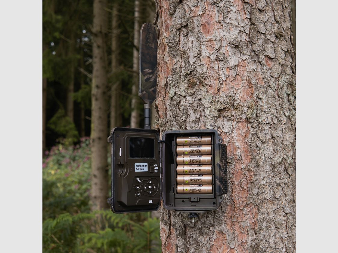 SEISSIGER Special-Cam LTE „Weißblitz“ – SUPERSIM-Edition inclusi batterie