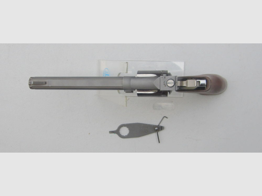 DAN WESSON USA Rewolwer DAN WESSON USA