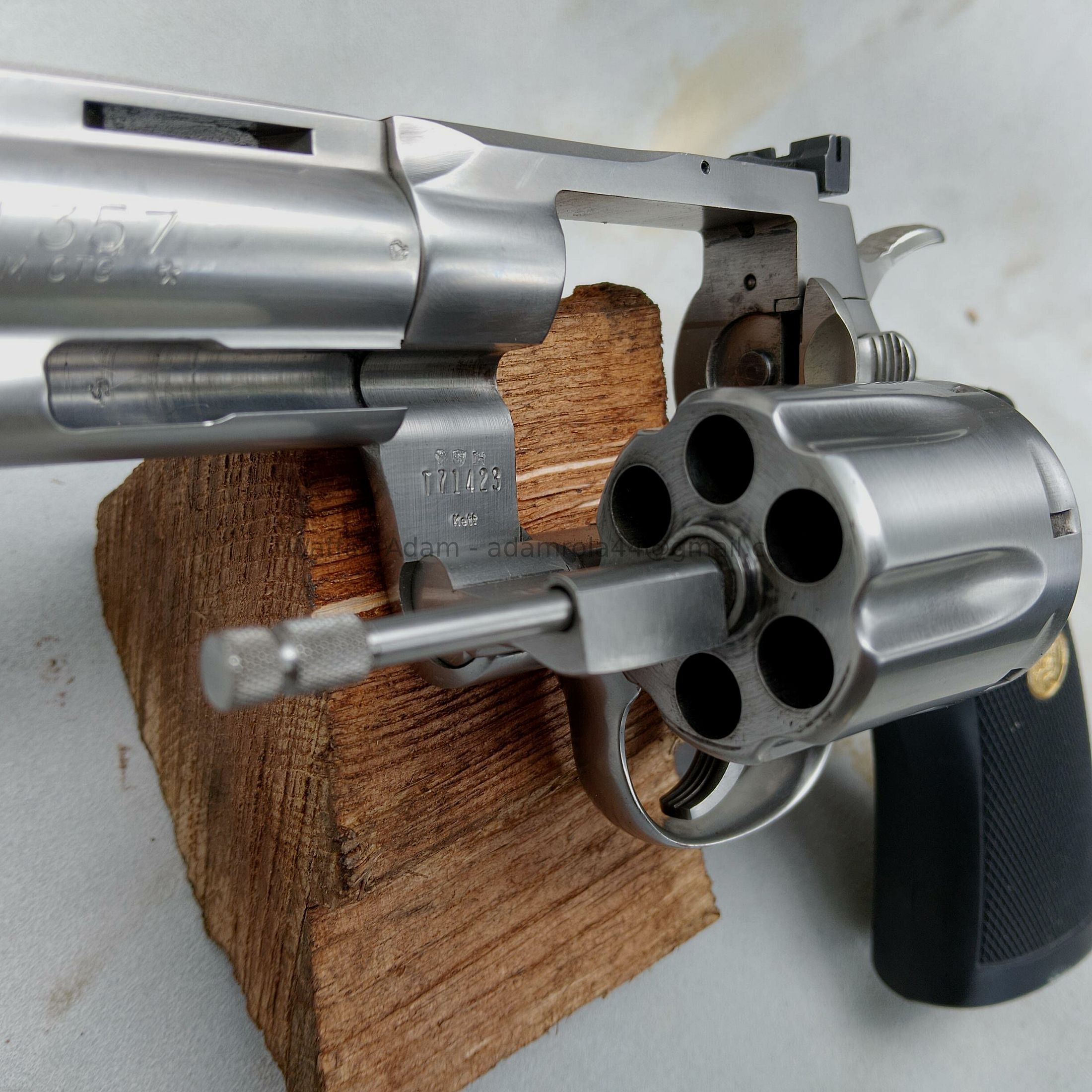 Colt Python 6 pollici in acciaio inox