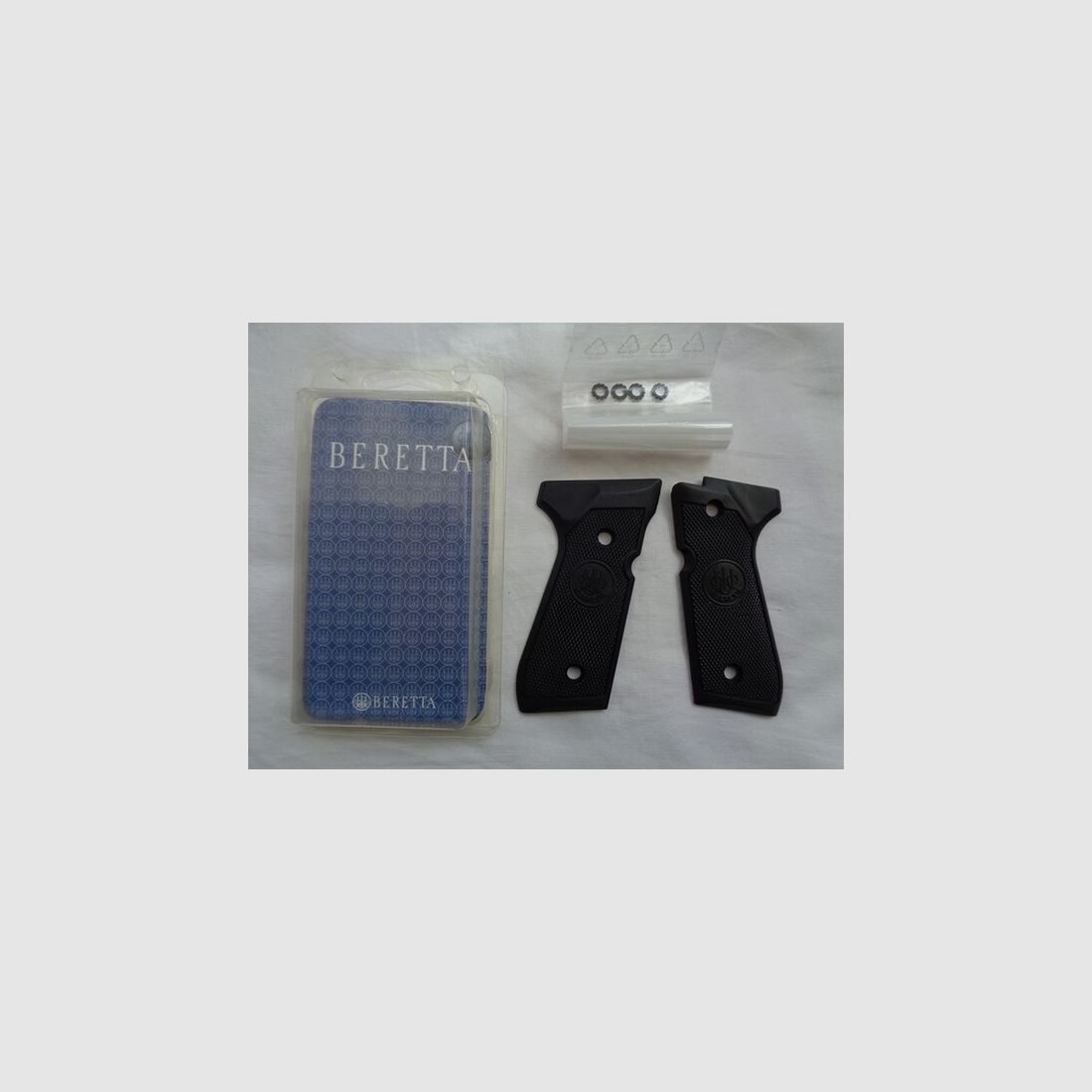 Griffschalen Beretta 92/96 in OVP