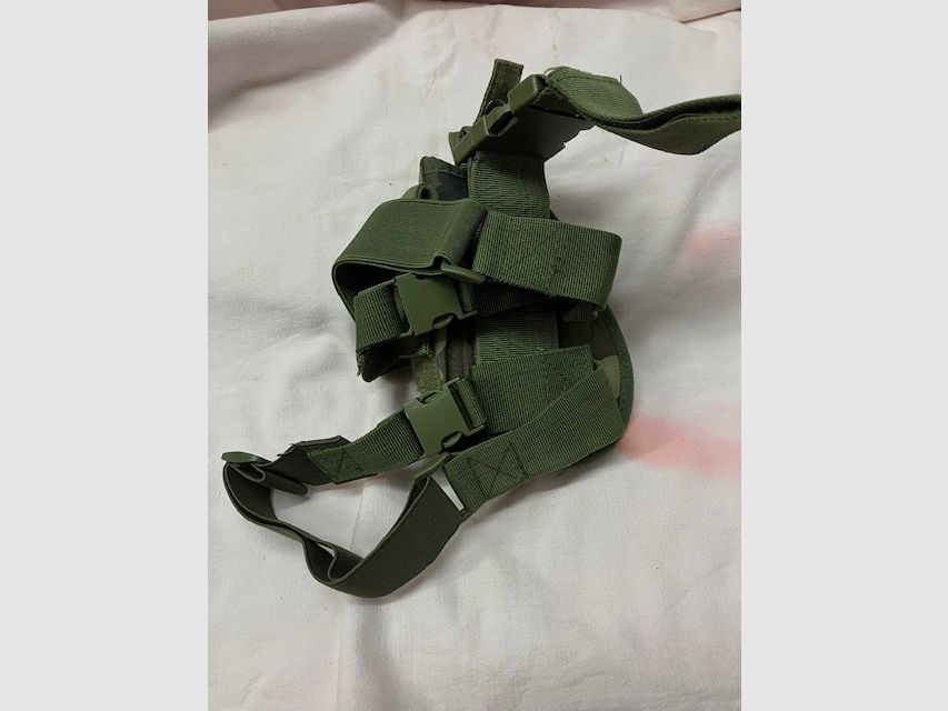 Confezione di fondine per pistole o revolver