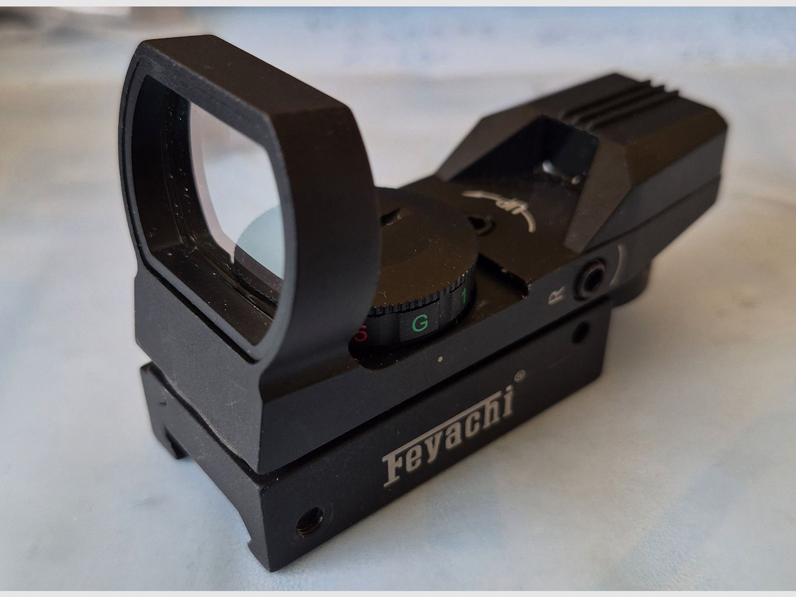 Feyachi red dot sight,