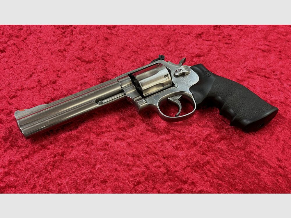 Smith & Wesson	 686-4