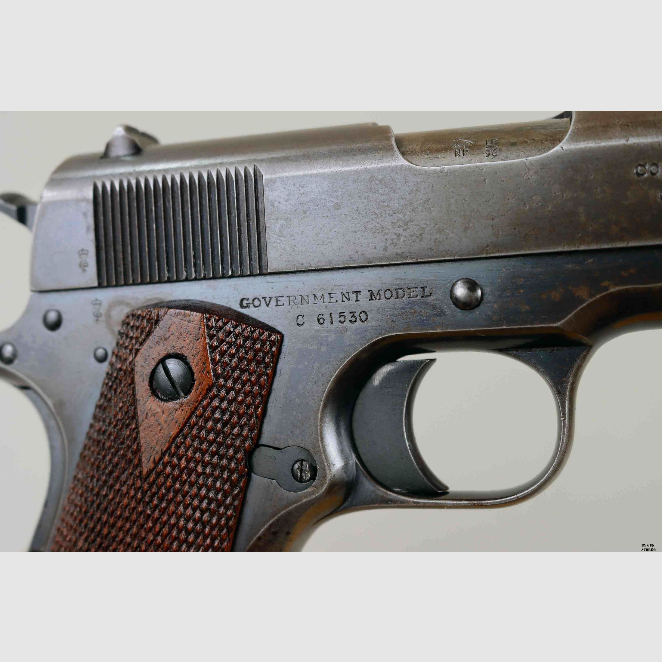 Pistolet Colt mod. 1911 Commercial kal. 45 ACP nr. seryjny C61530, zdjęcie 10 z 18