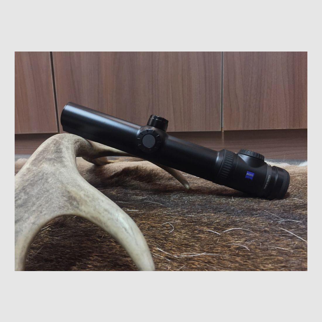 Zeiss Victory V8 1,1-8x24 M, mit Schiene