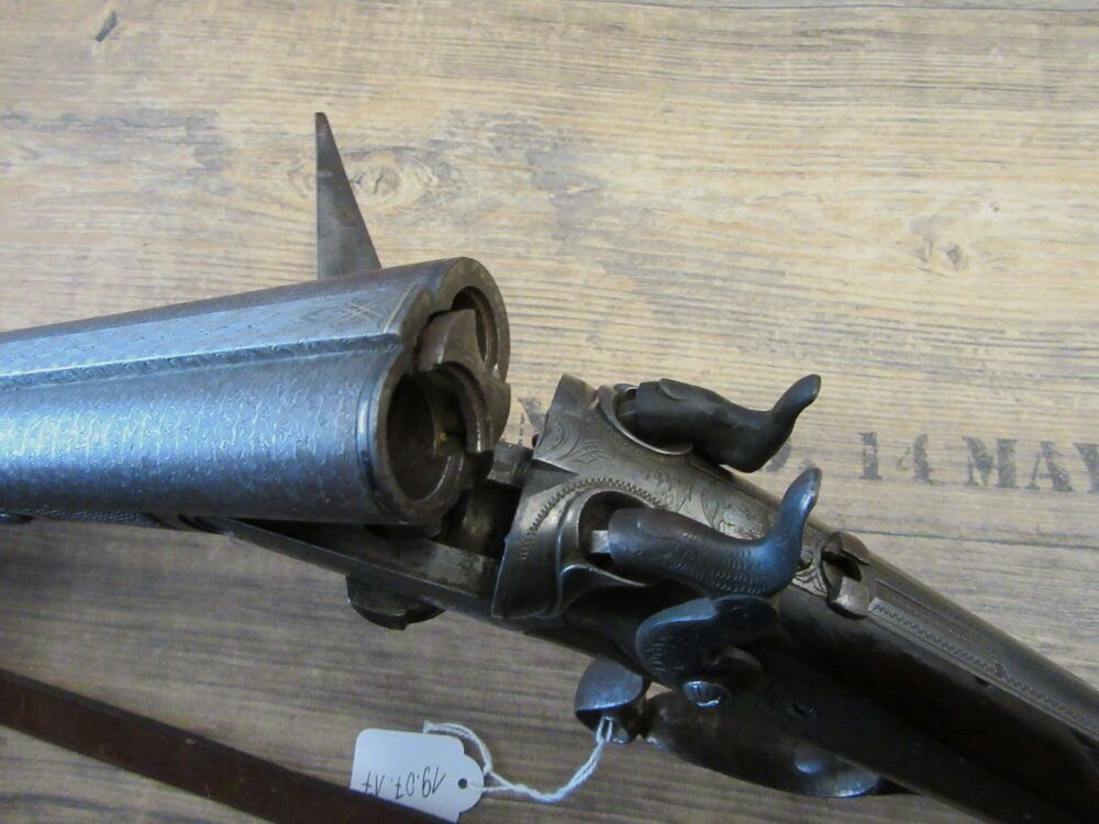 Inconnu fusil de chasse